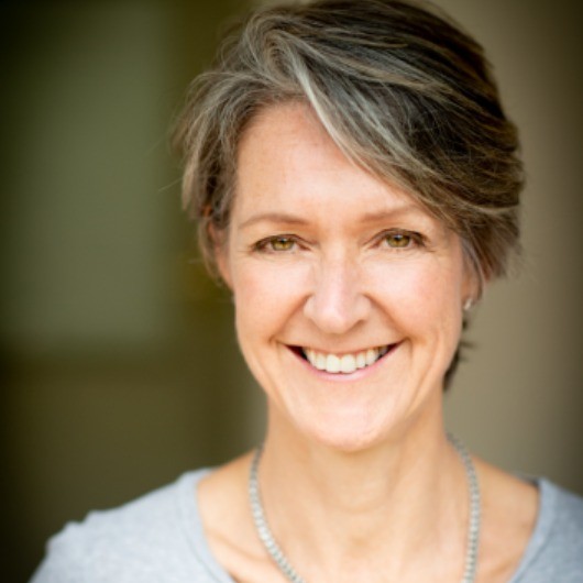Dr Clare Bailey